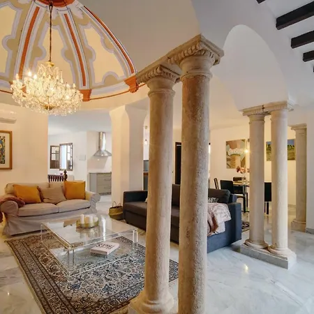 Museo B Casco Historico شقة