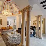 Museo B Casco Historico Apartment